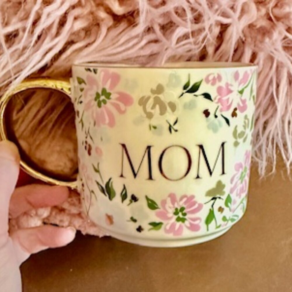 Great Mothers Day Gift! Floral MOM Coffee Mug